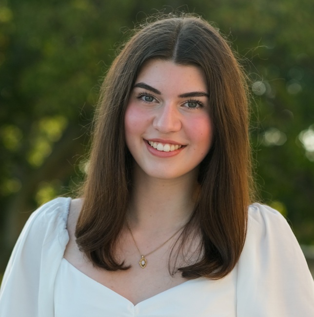 Madeline Weller - Intern